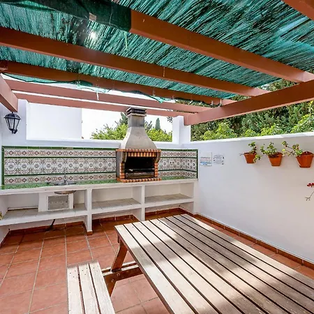 797 - En Pueblo Del Parque Benalmadena