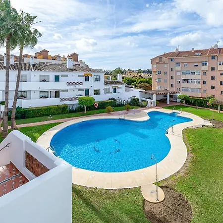 797 - En Pueblo Del Parque * Benalmadena